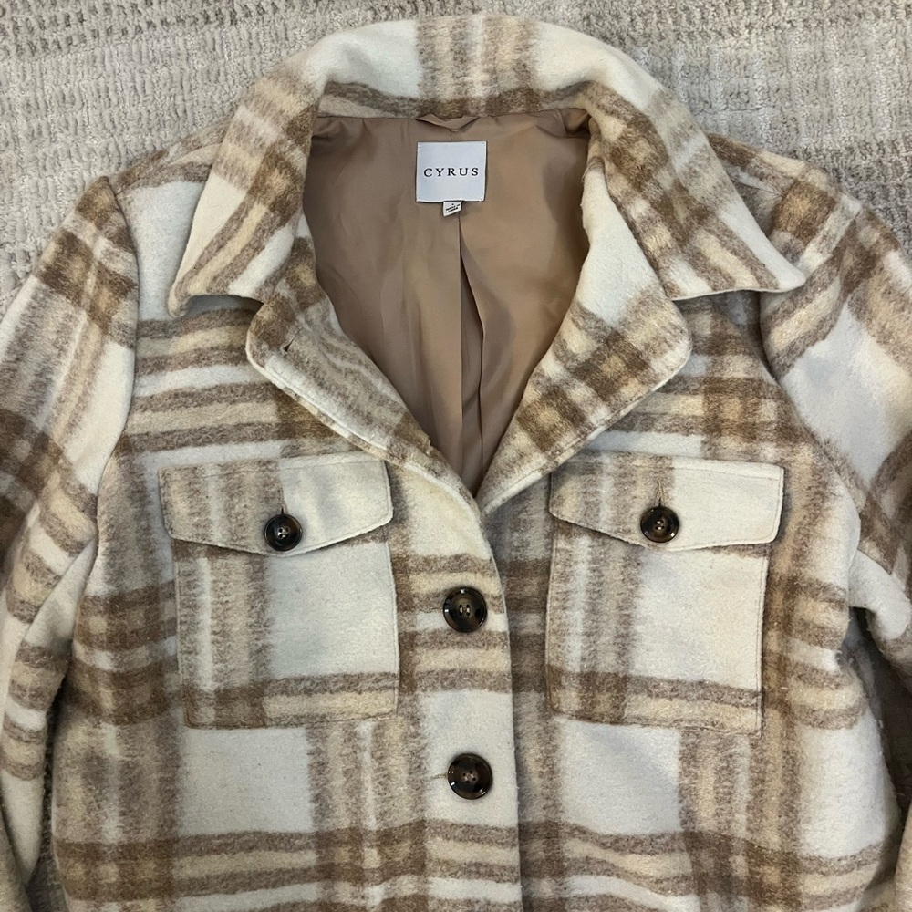 CYRUS Women's Cropped Plaid Jacket Cream and Brown size large - Picture 3 of 5